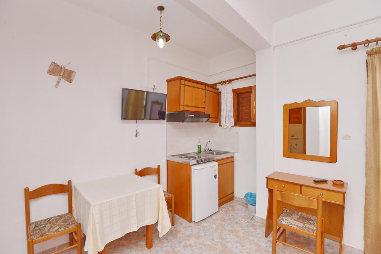 Pension Andromeda Патитири Экстерьер фото